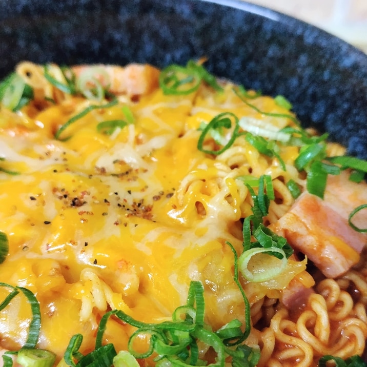 ランチに!塩ラーメンアレンジꕥトマトチーズラーメン